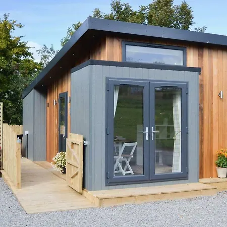 Holiday home Lapwing Westward